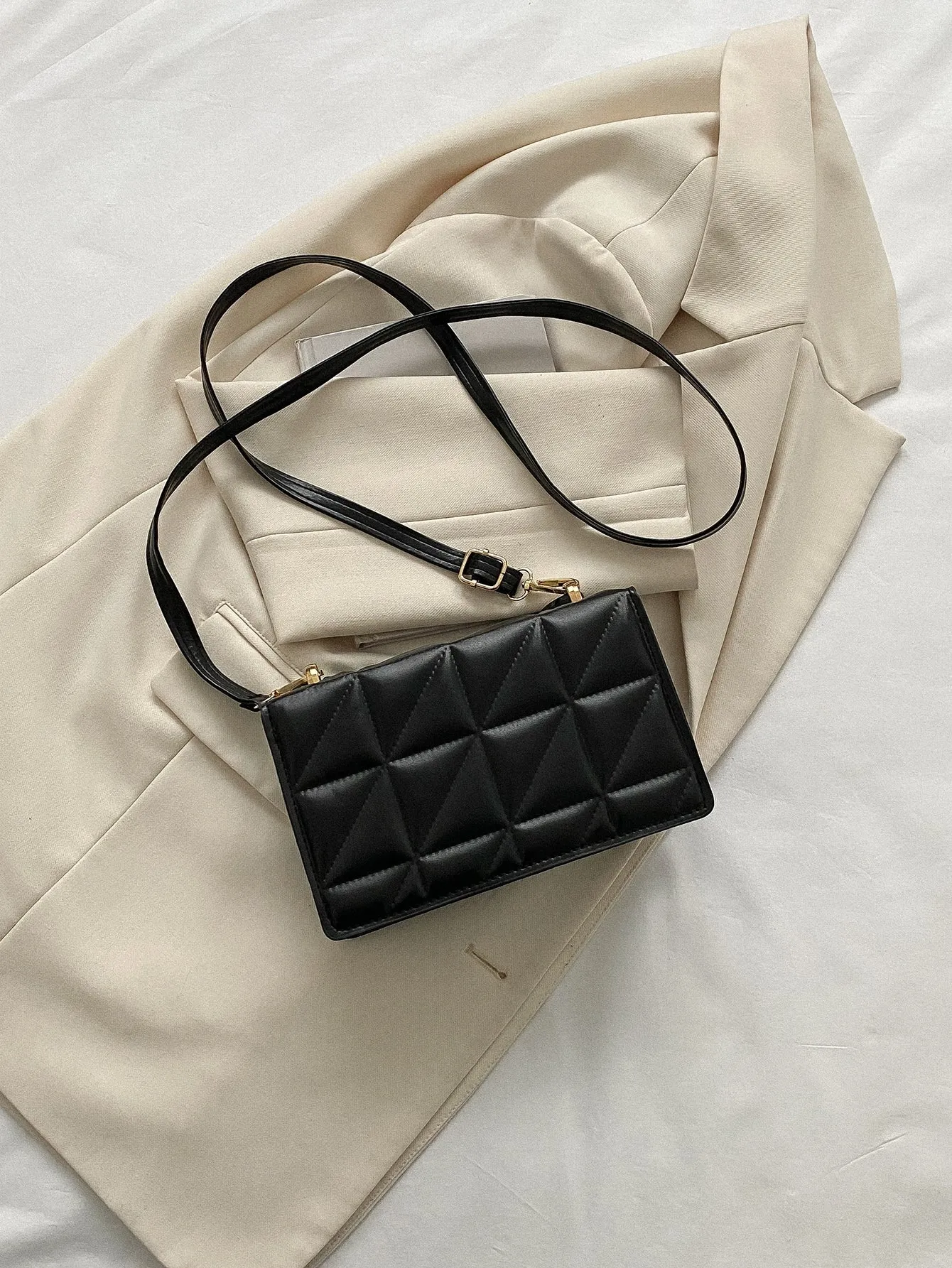 Mini Chain Decor Quilted Flap Square Bag - Black