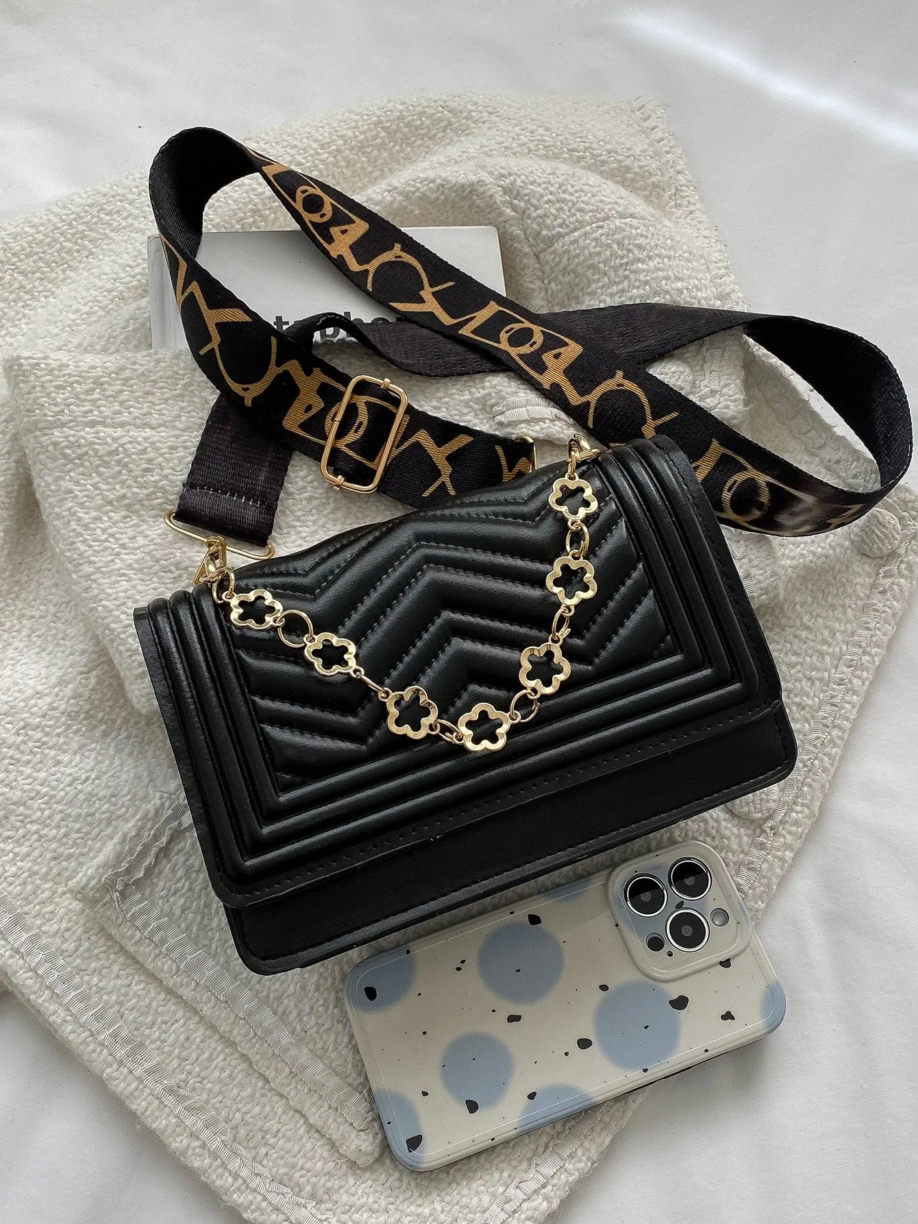 Mini Chevron Chain Decor Square Bag - Black