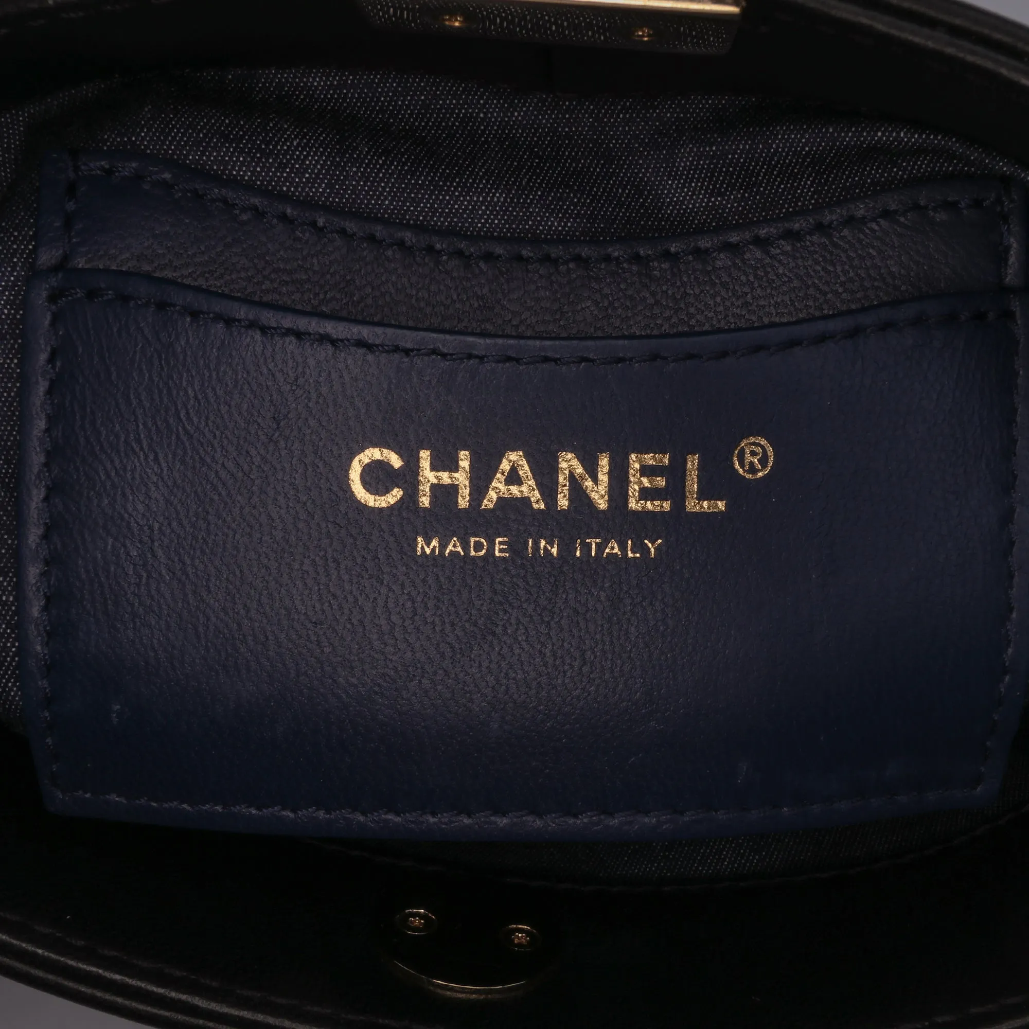 Mini Lambskin Elegant Chain Vanity Case
