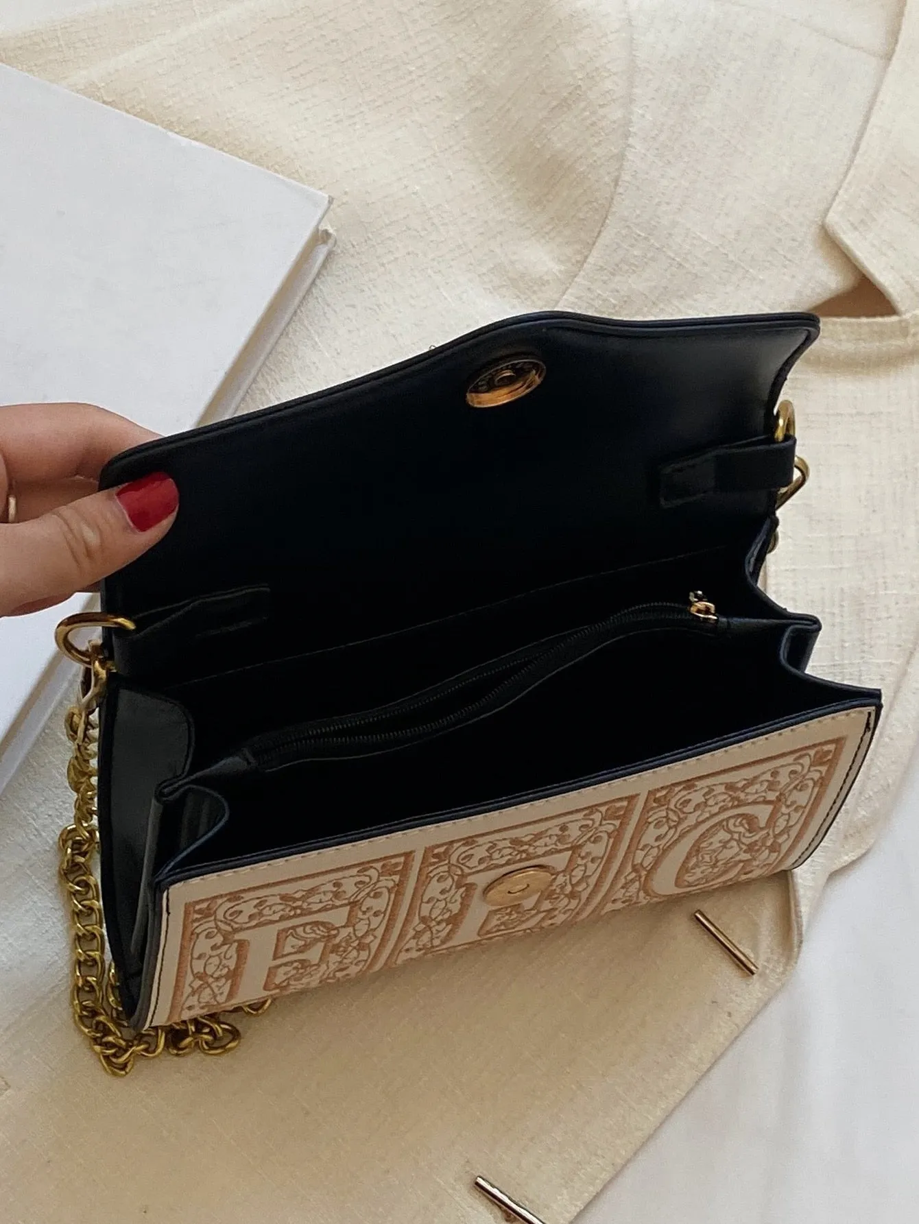 Mini Letter Embroidery Metal Decor Flap Square Bag - Black