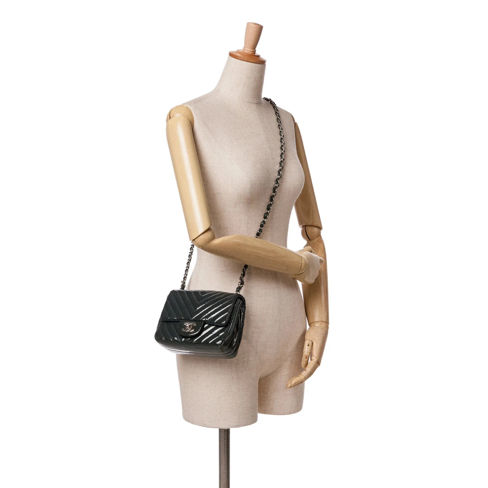 Mini Square Classic Chevron Patent Flap