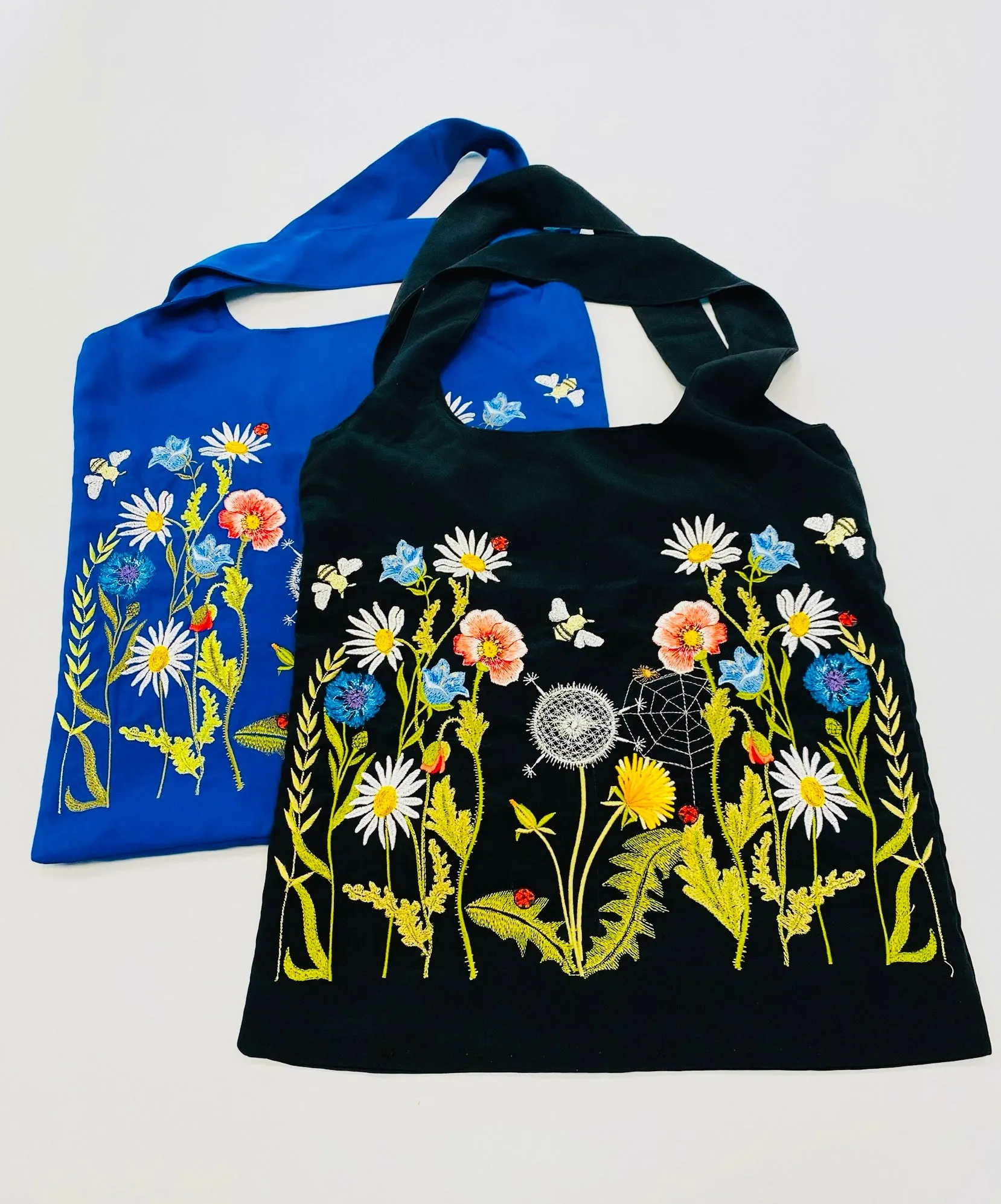 Nina Lapchyk Embroidered tote bags