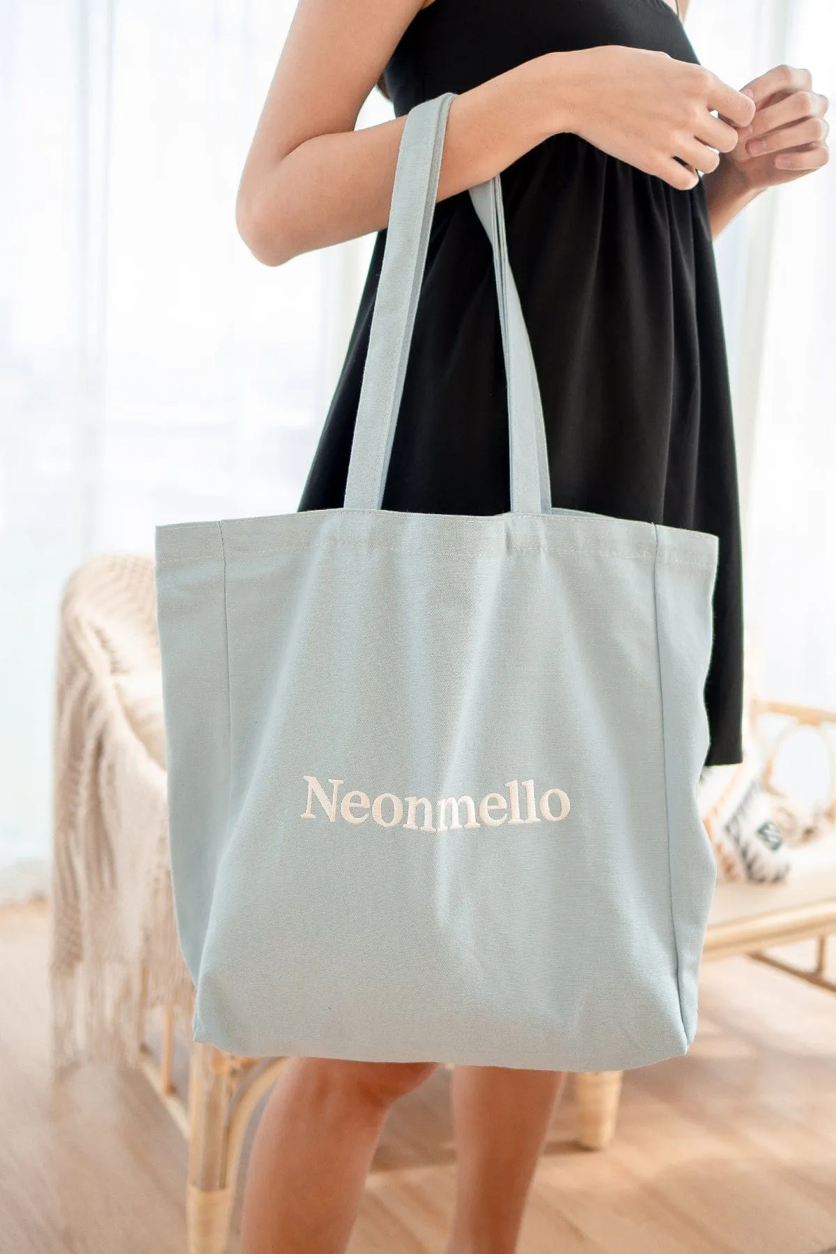 NM EVERYSLAY MAXI TOTE IN SKY