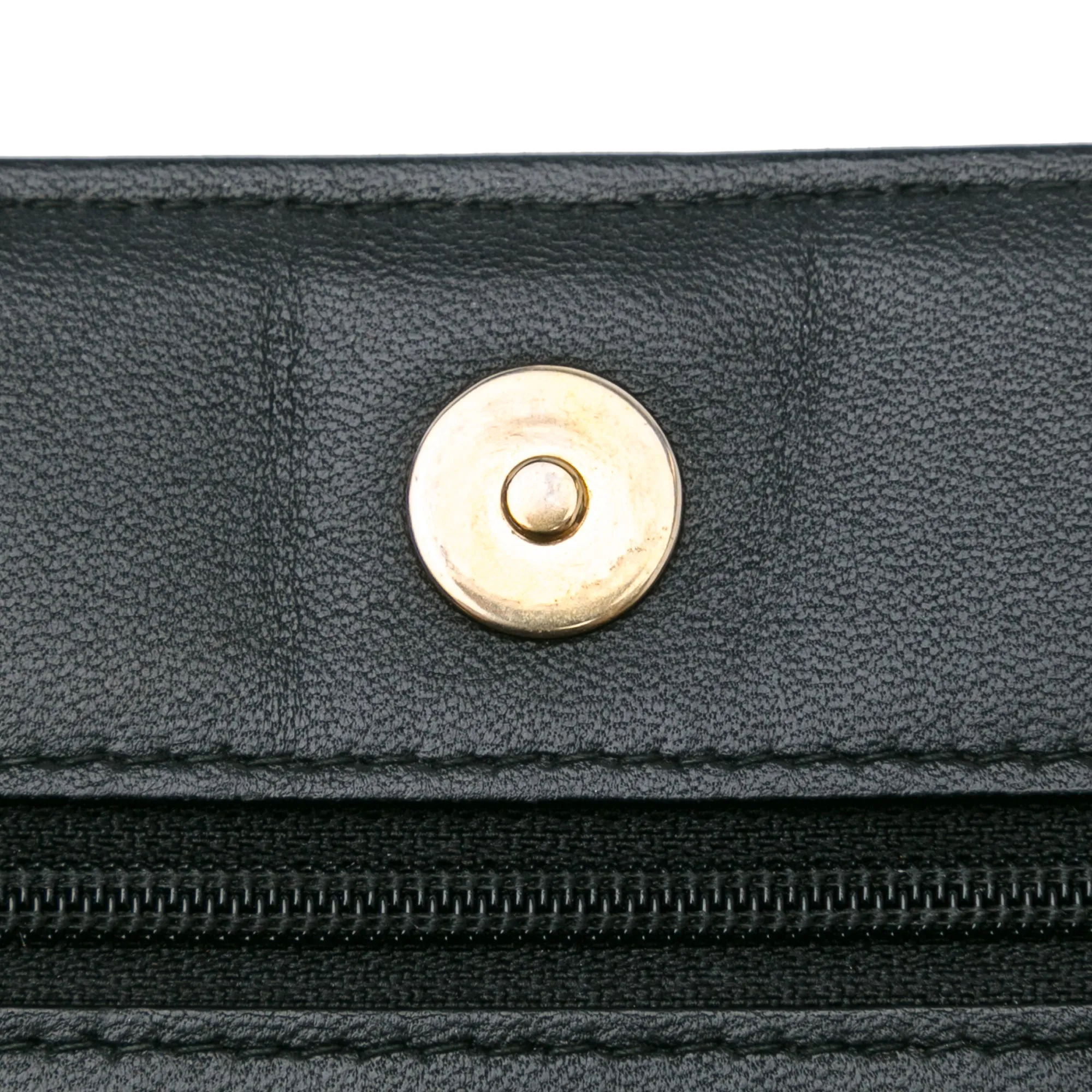 Pleated Crumpled Chevron Le Boy Wallet On Chain