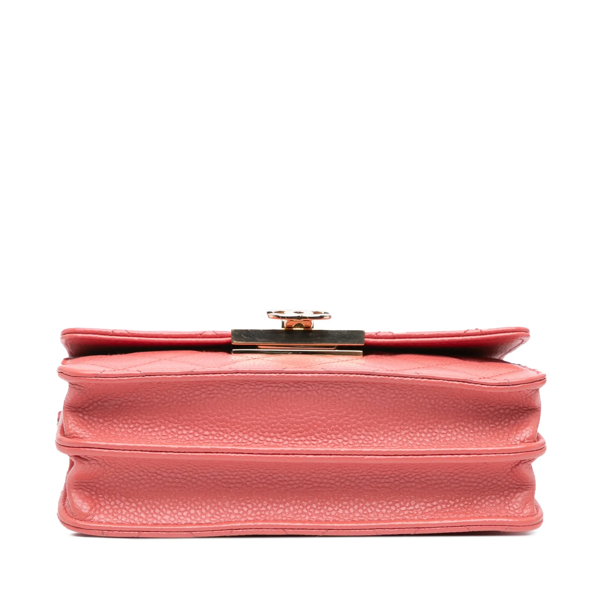 Quilted Caviar Golden Class Wallet On Chain