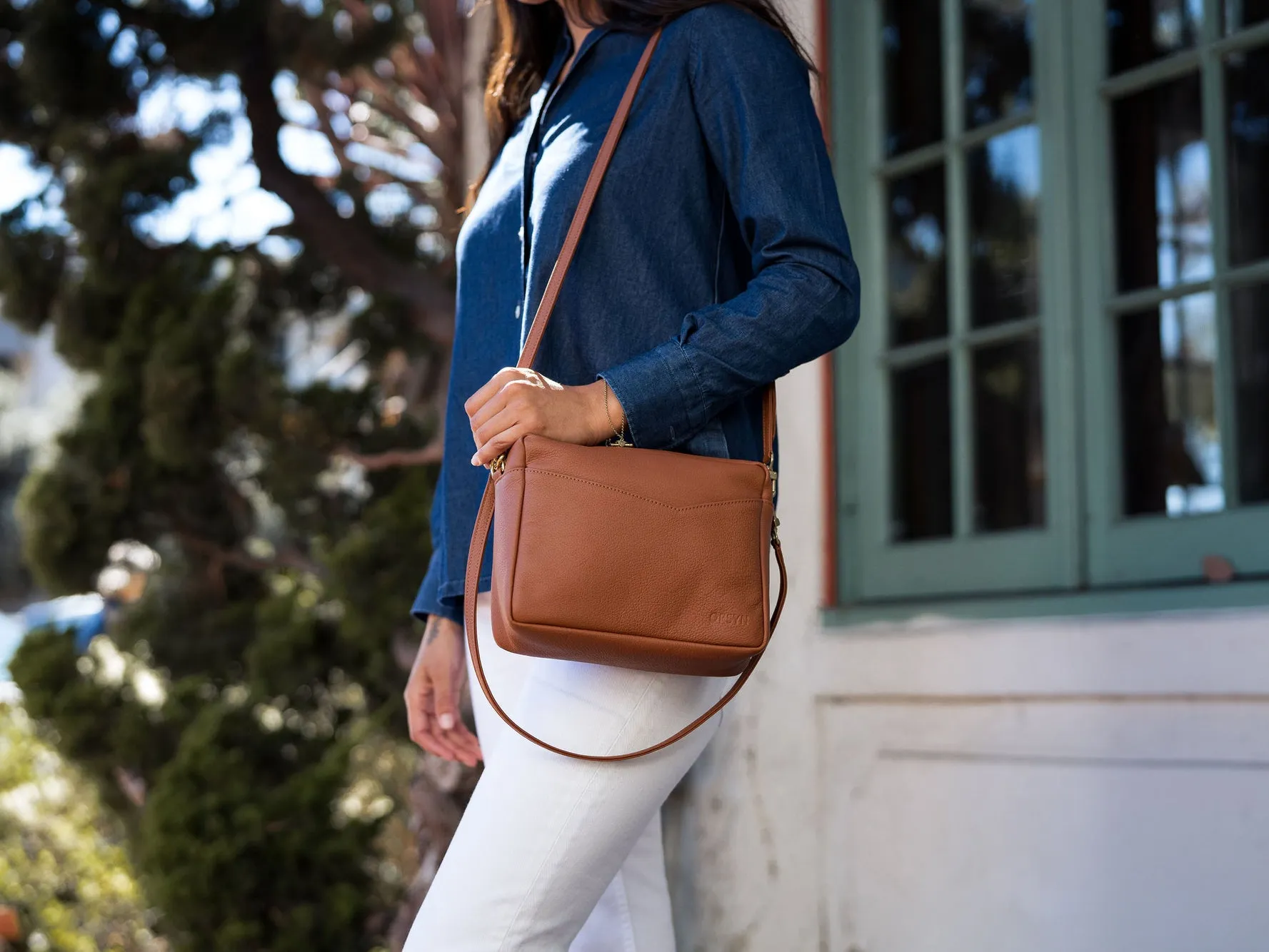 Rome Crossbody Bag in Maple