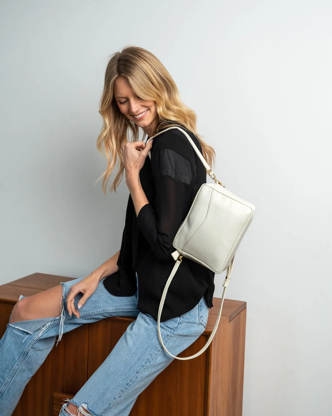 Rome Crossbody Bag in Milk