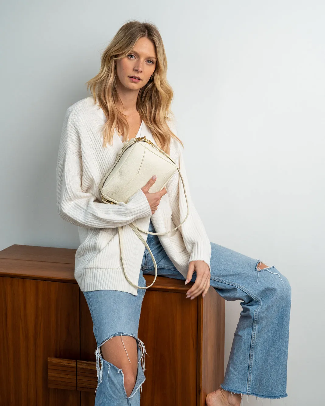 Rome Crossbody Bag in Milk