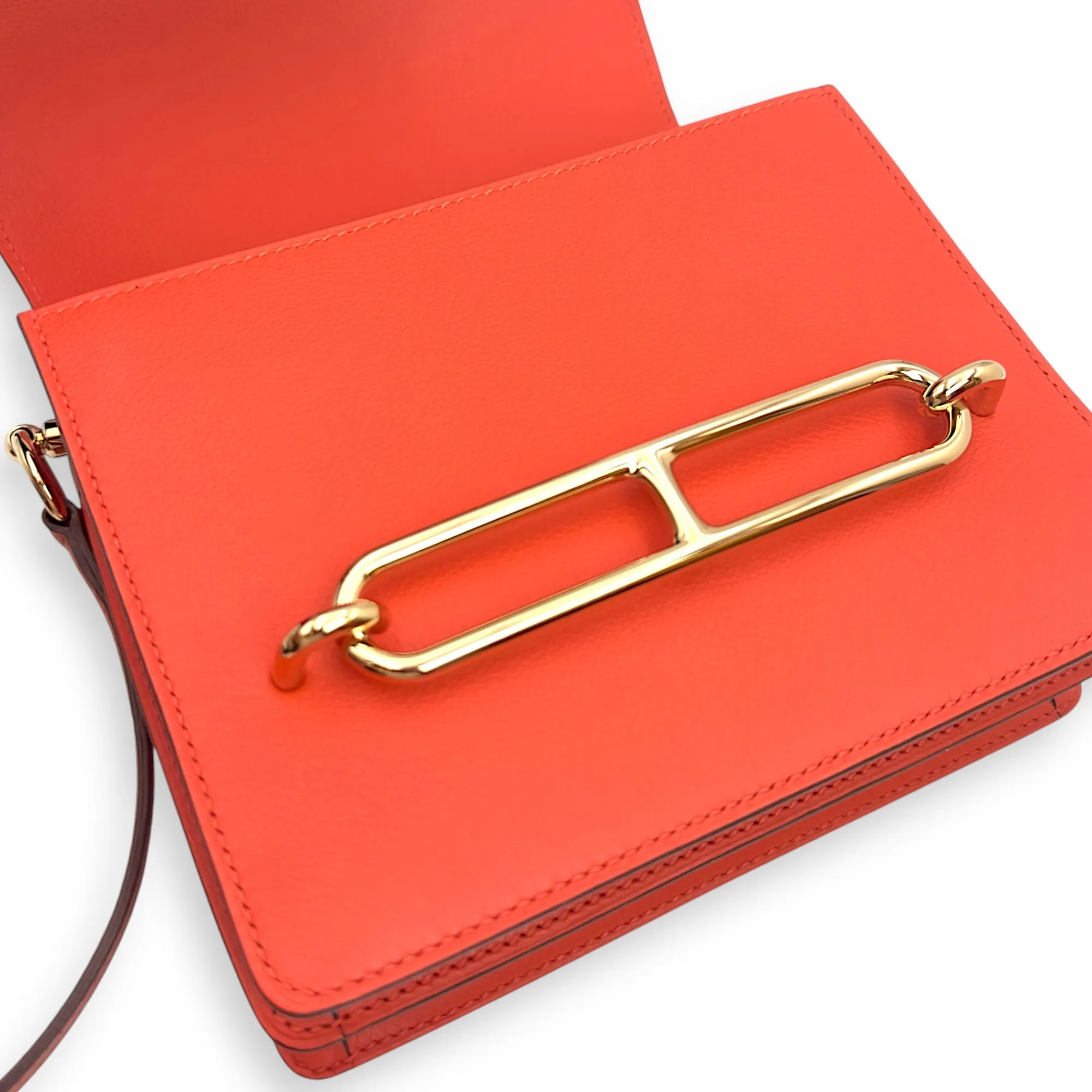 Roulis Bicolore Mini Capucine/Terre Battue in Evercolor, Permabrass hardware
