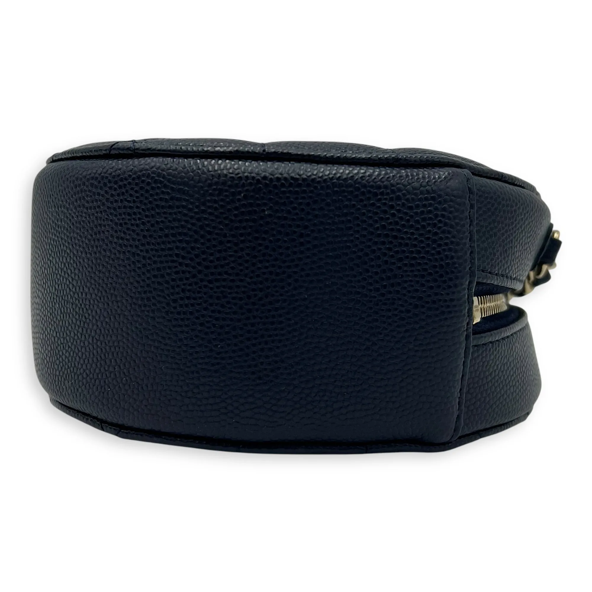 Round CC Crossbody Bag Blue in Caviar Leather, Gold hardware