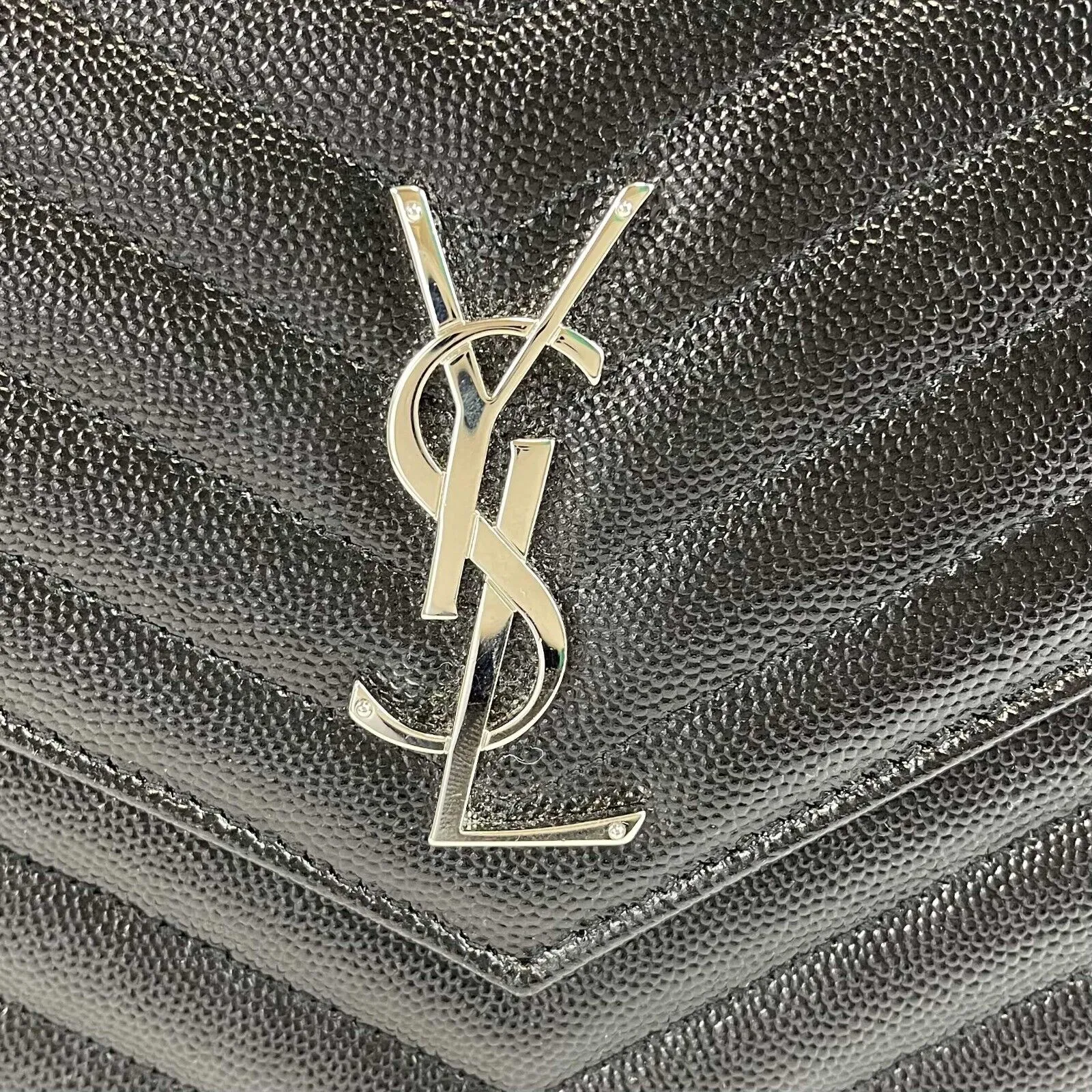 Saint Laurent - Wallet on Chain Matelasse Chevron Leather Medium Black Crossbody