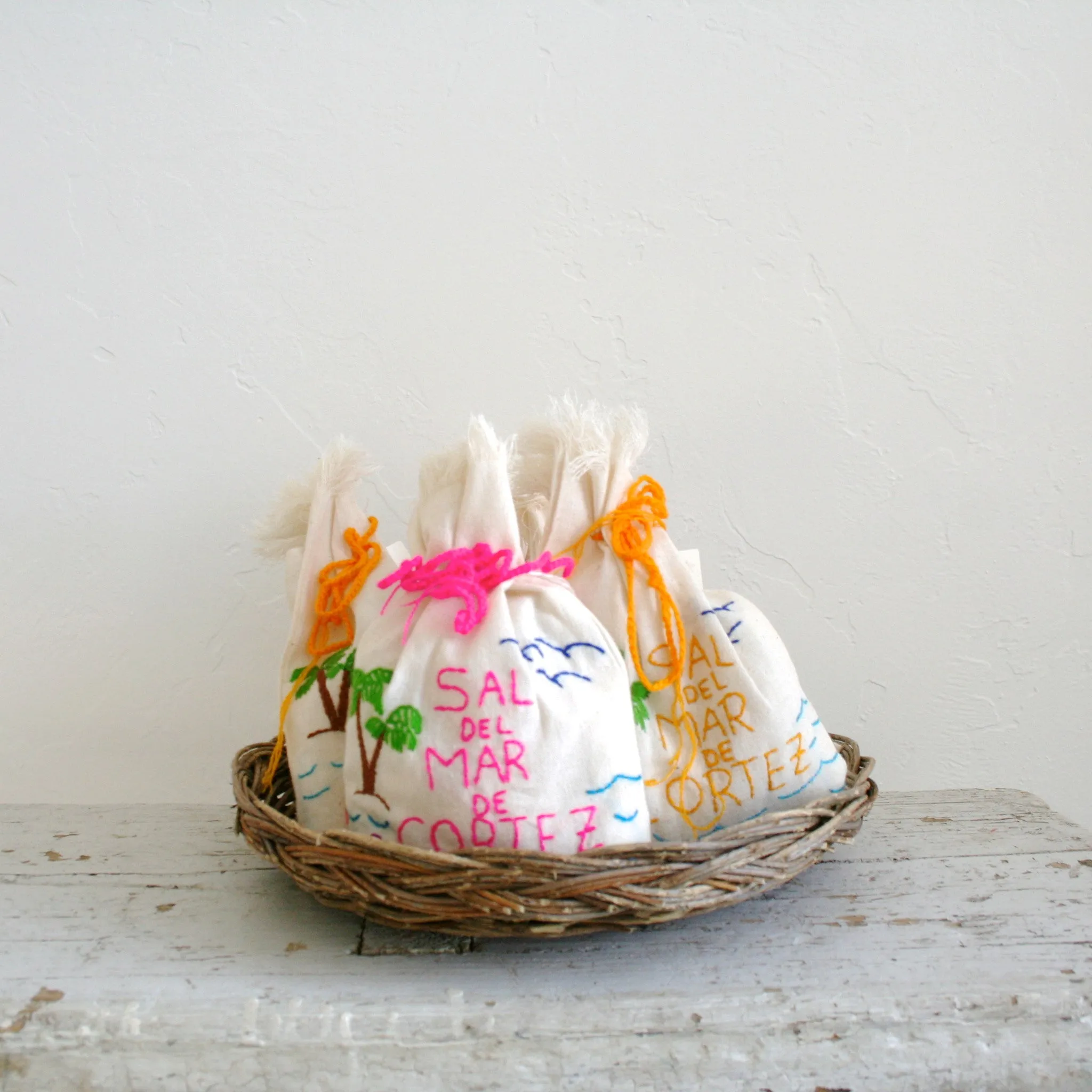 Sal Del Mar Embroidered Bags of Culinary Sea Salt