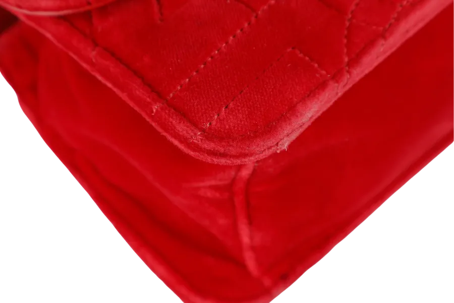 SALVATORE FERRAGAMO 21H248 VELVET RED QUILTED GANCINI CROSSBODY BAG WITH DUST COVER