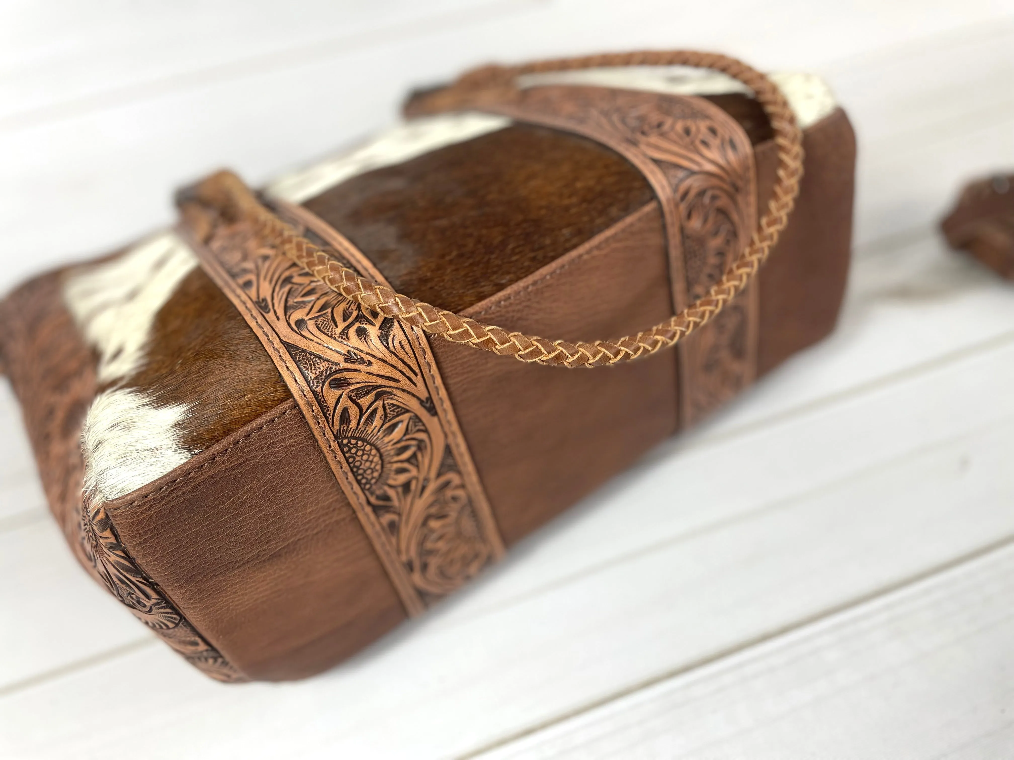 Showstopper Hide & Sunflower Tooled Handbag