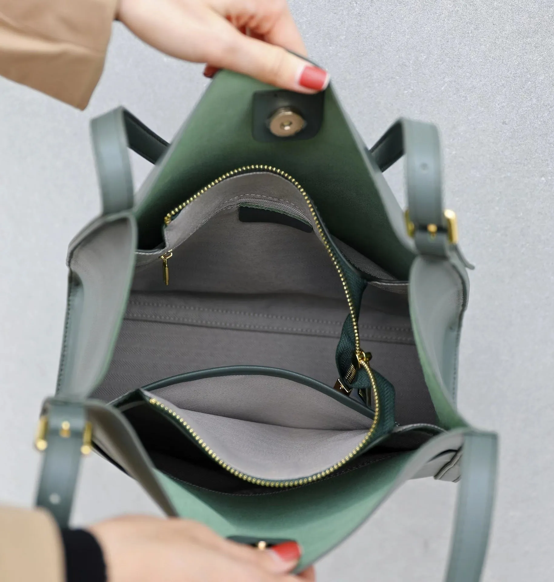 Sindy Leather Tote Bag
