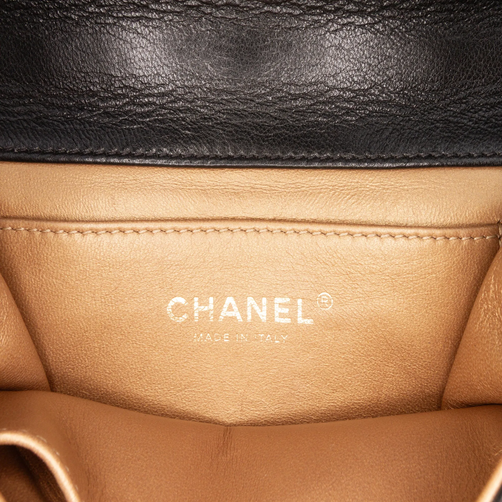 Small Lambskin Chic Pearls Flap