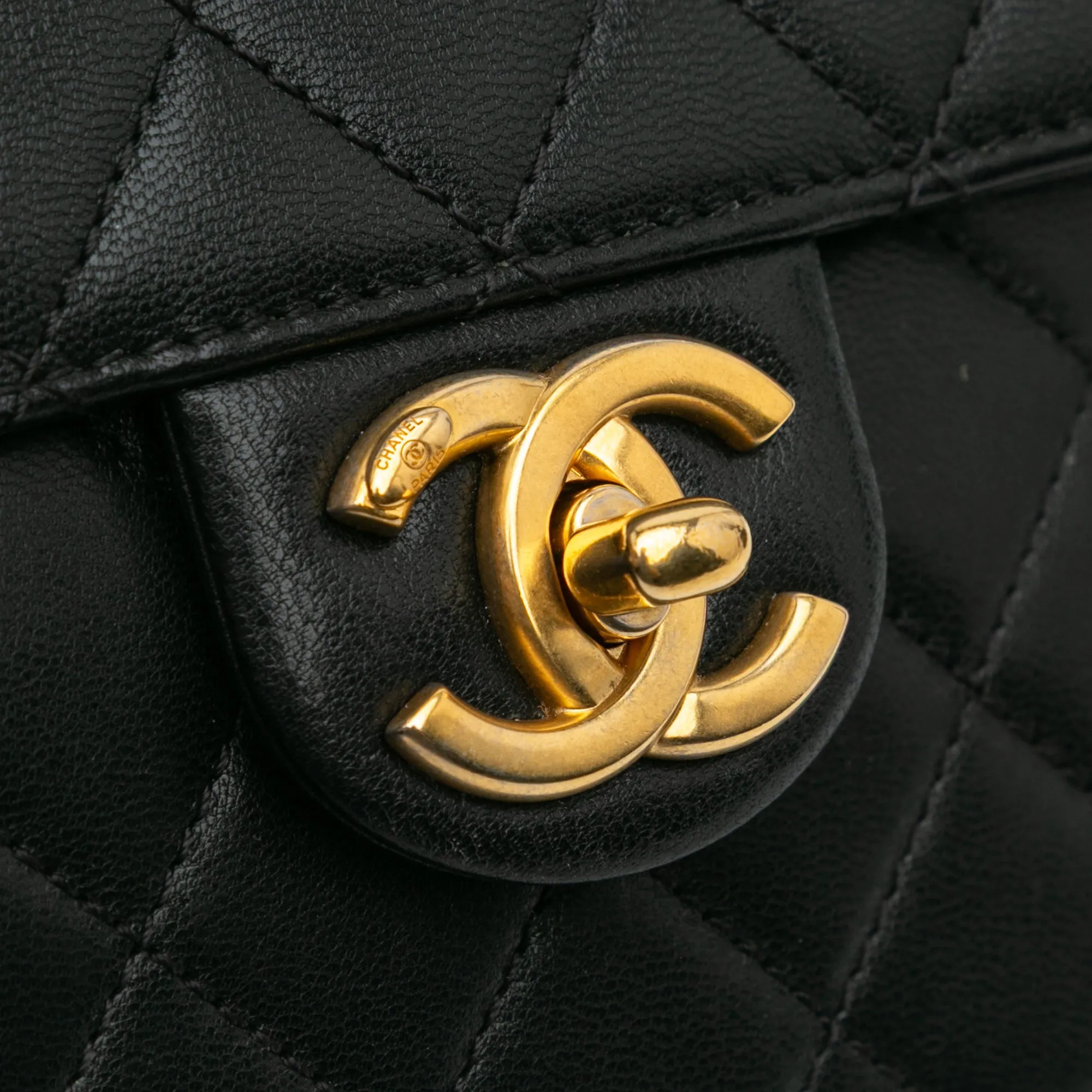 Small Lambskin Chic Pearls Flap