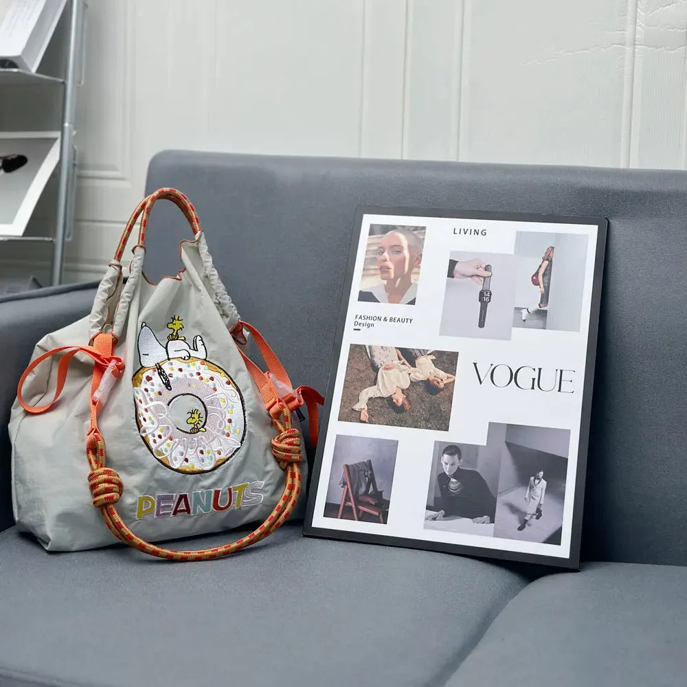 Snoopy Chain Donut Embroidered Handbag