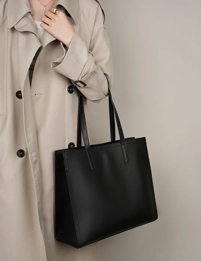 The Sleek & Chic Tote