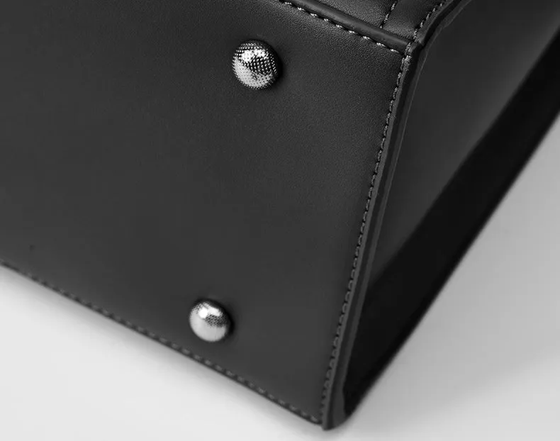 The Sleek & Chic Tote
