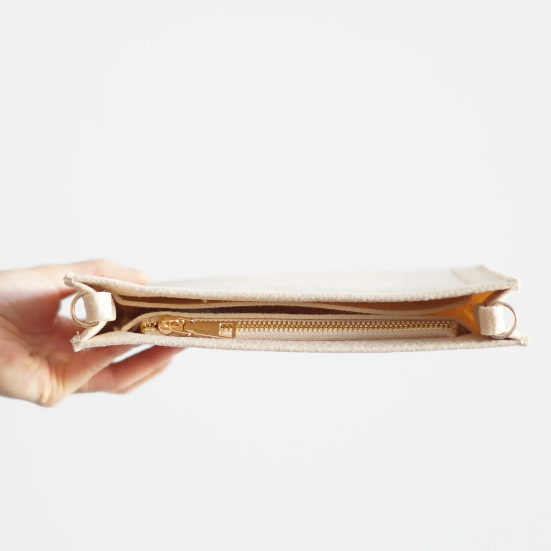 Toiletry Pouch 26 Crossbody Conversion Kit with Bag Organizer Insert and Chunky Gold Chain Strap