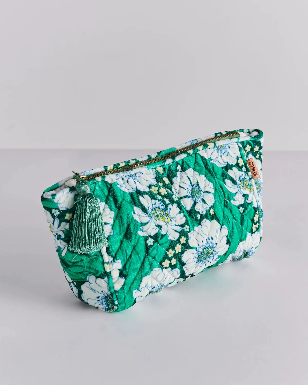 TUMBLING FLOWERS GREEN VELVET TOILETRY BAG