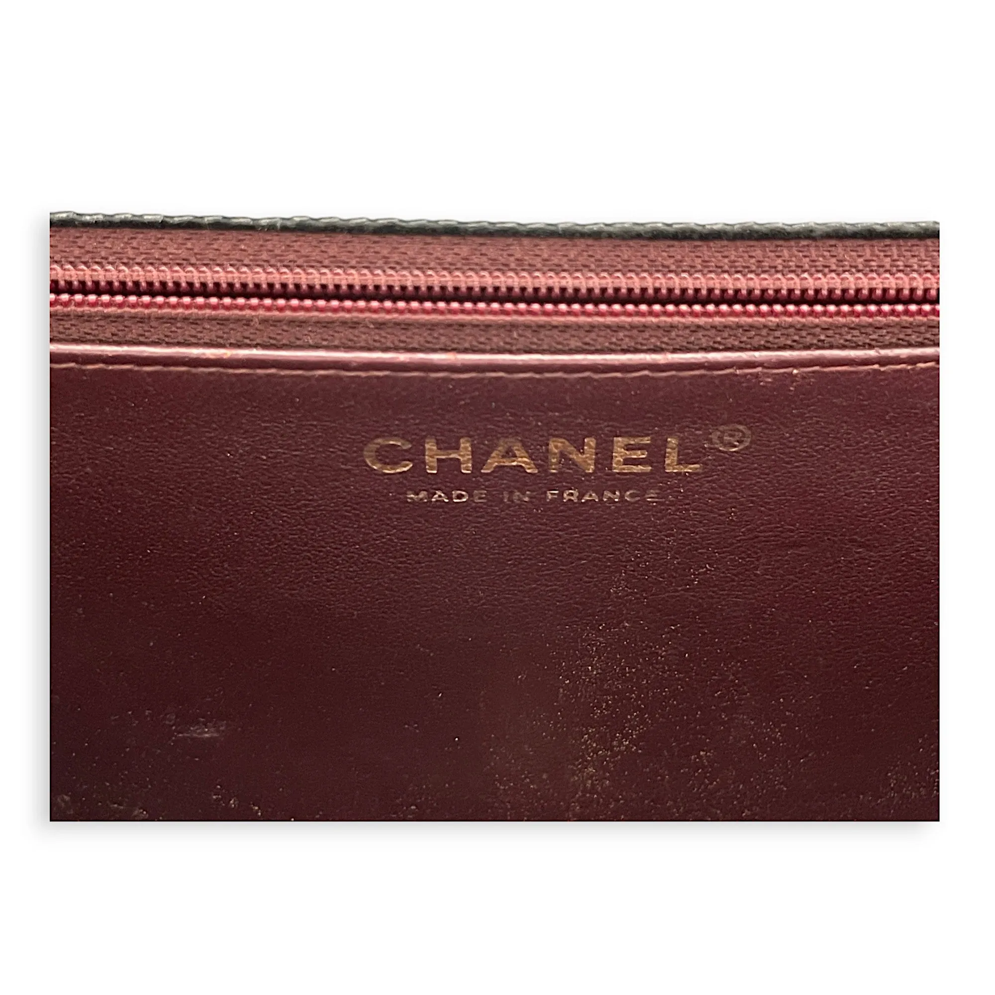 Vintage Quilted Flap Crossbody bag in Lambskin, Gold Hardware