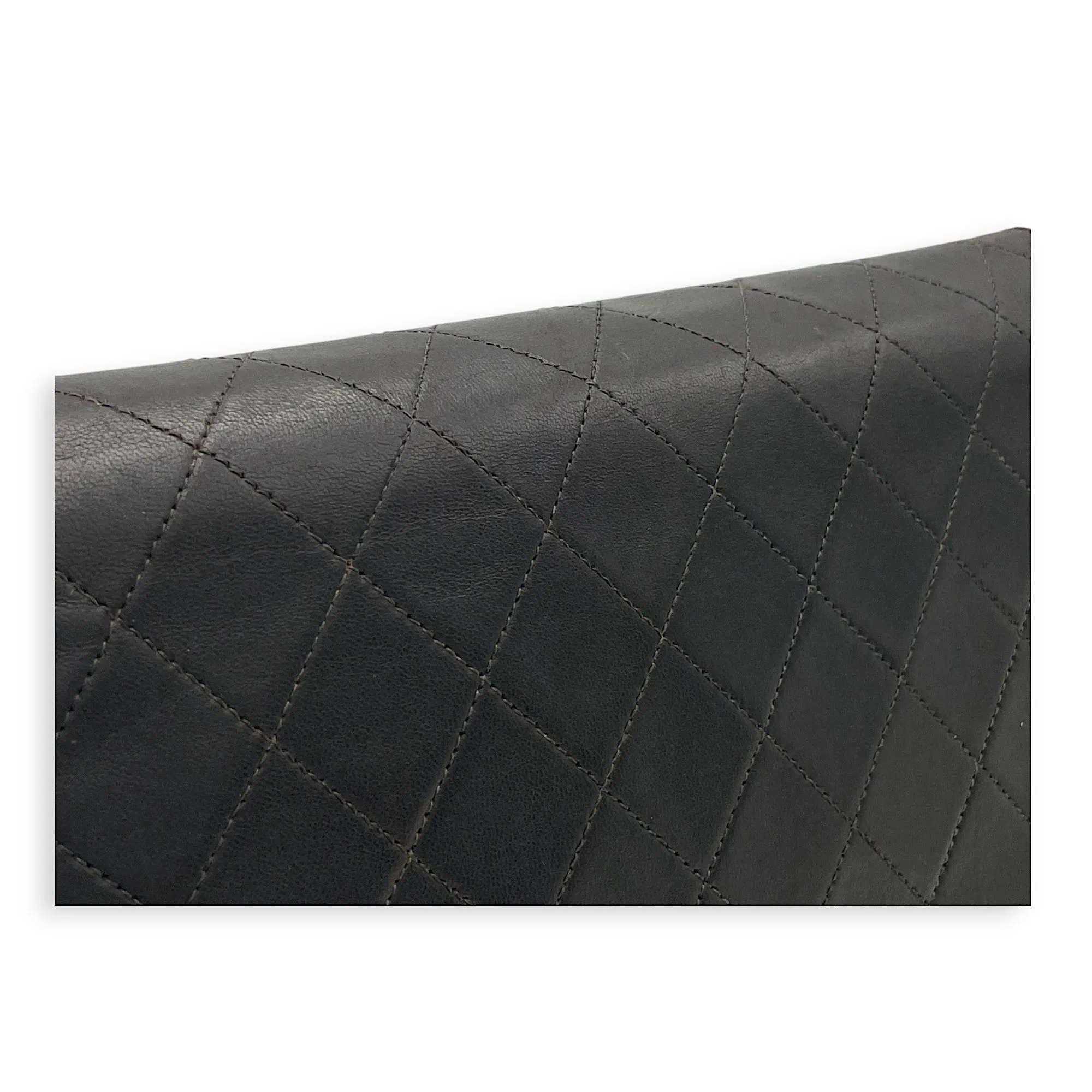 Vintage Quilted Flap Crossbody bag in Lambskin, Gold Hardware