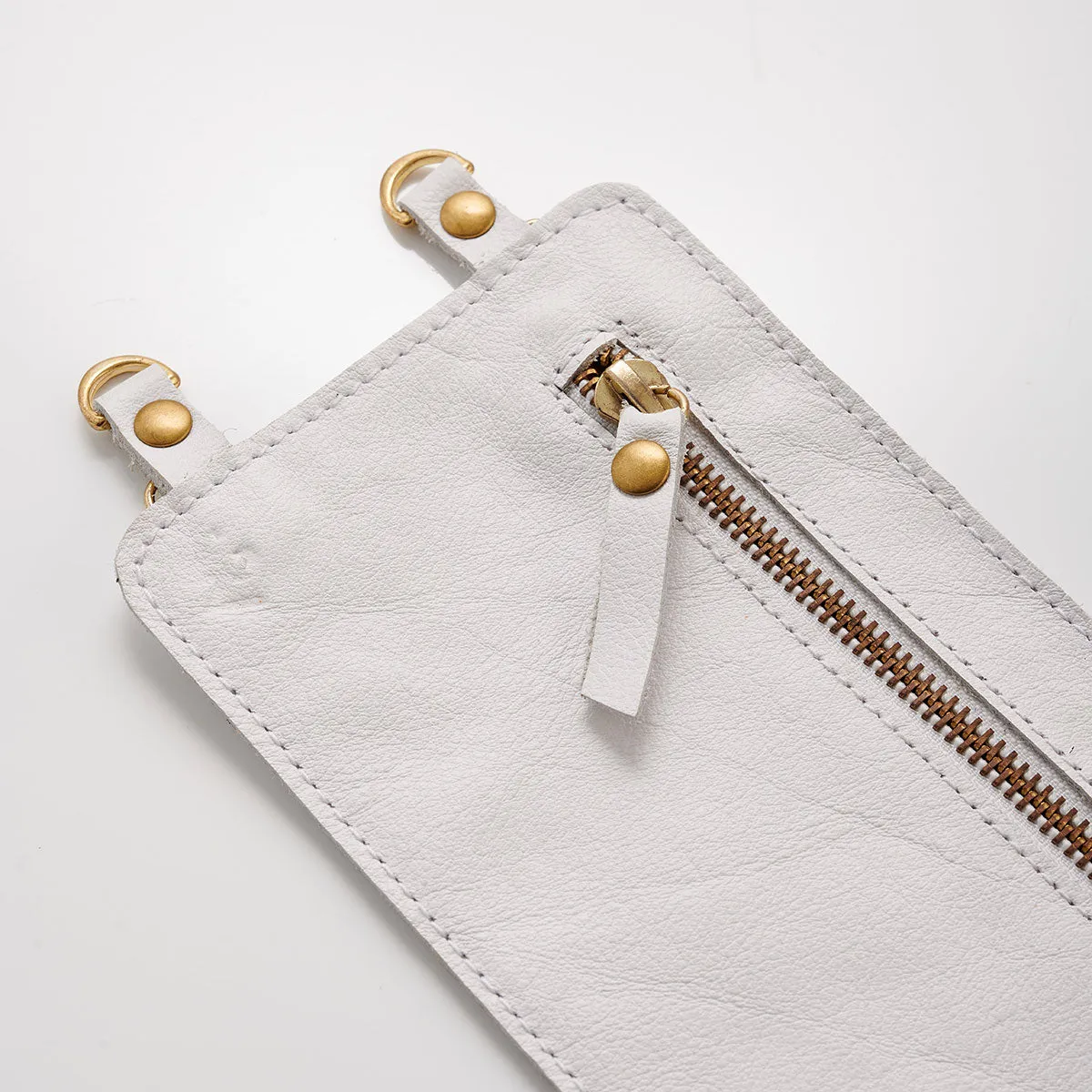 White Leather Purse & Strap (w Gold Fittings)
